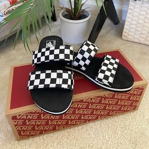 vans | checkered slip on sandals